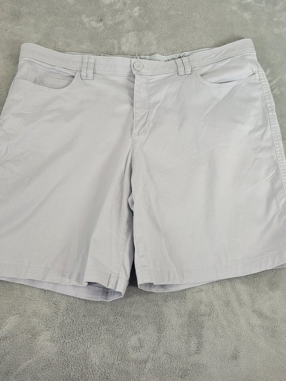 Riders by Lee Chino Shorts 18 Gray Cotton Blend Stretch 8" Inseam Pockets GRA30E